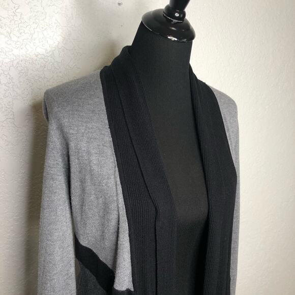 WHBM gray black chevron open front draped cardigan size Small - Picture 2 of 14